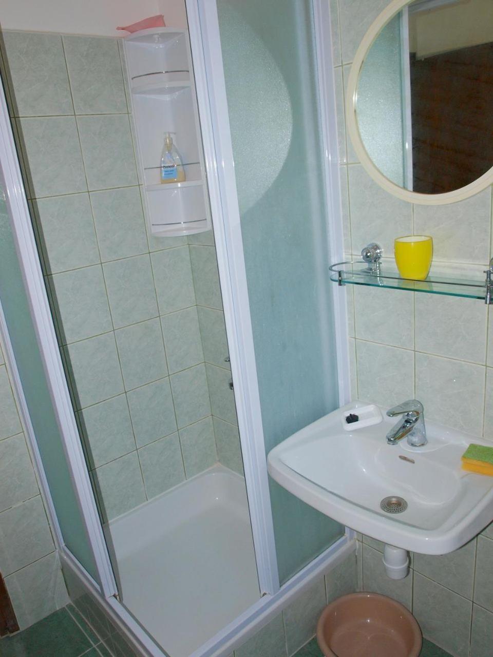 Apartments Mirja - 100M From The Beach & Parking Trogir Eksteriør bilde