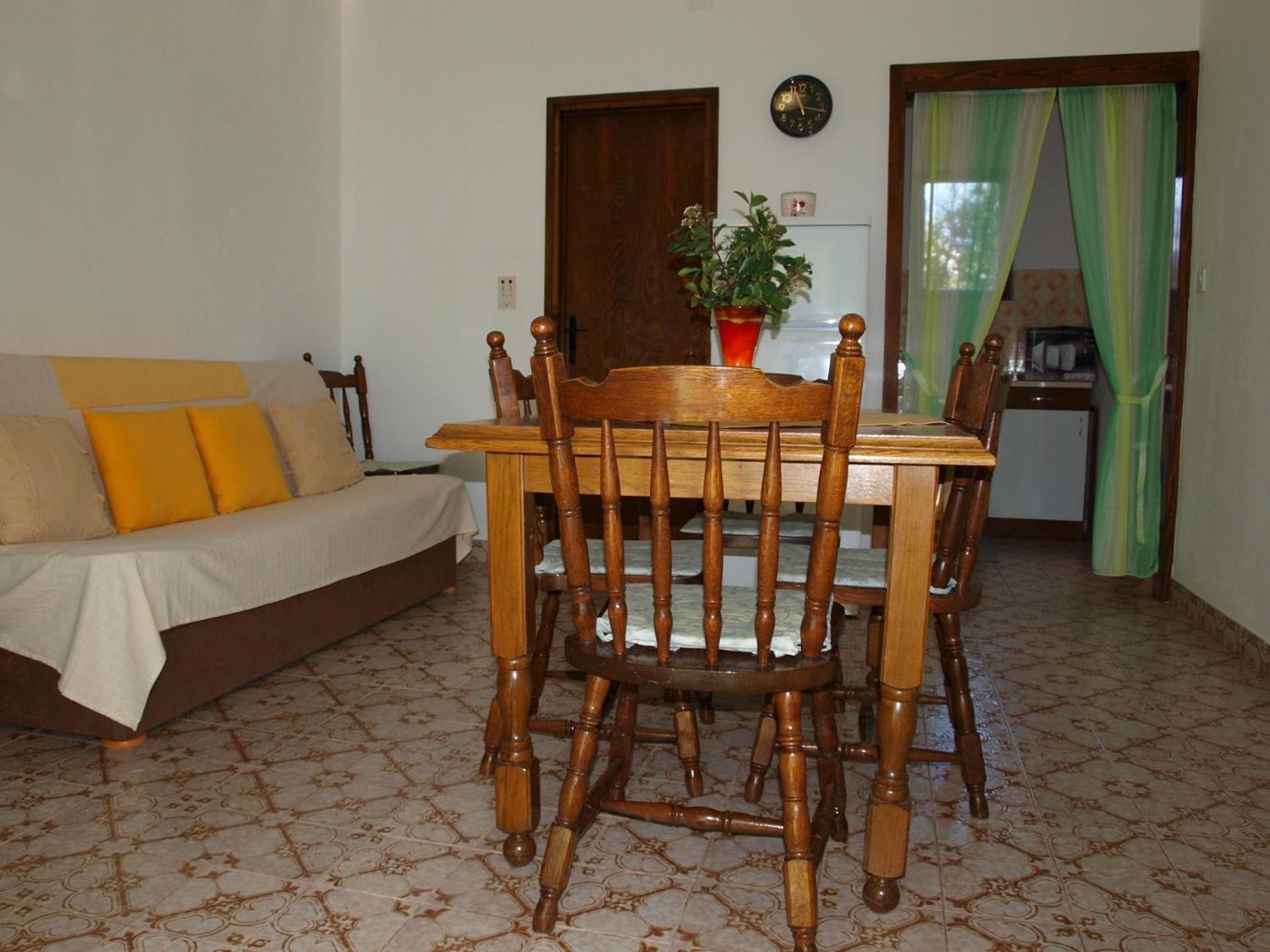 Apartments Mirja - 100M From The Beach & Parking Trogir Eksteriør bilde